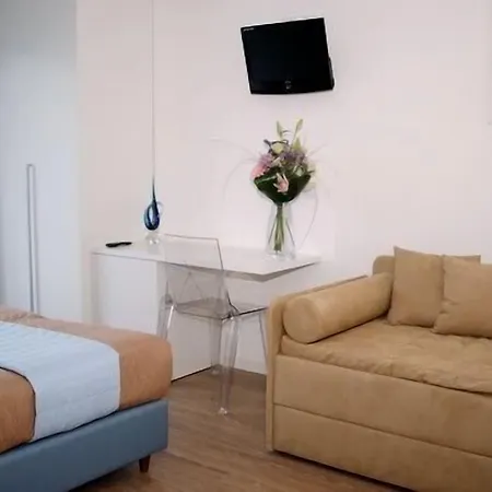 Dante Hotel 3*